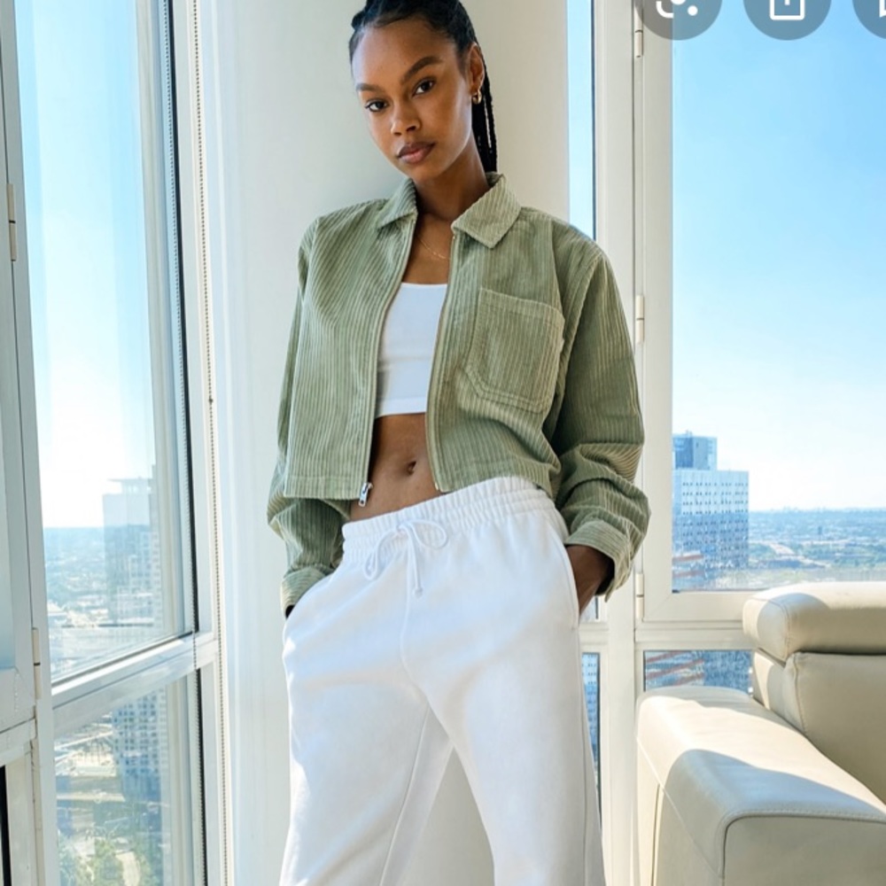 Aritzia TNA Corduroy Dixon jacket XXS